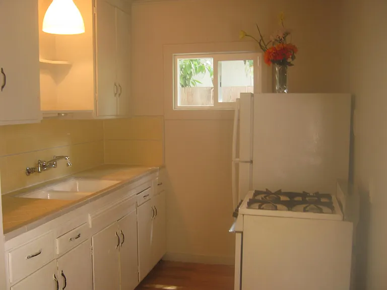 328 Higdon Ave #2 — Photo 6