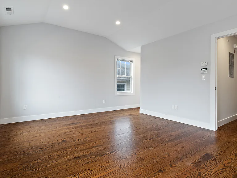46 Ellsworth Ave #46 — Photo 12