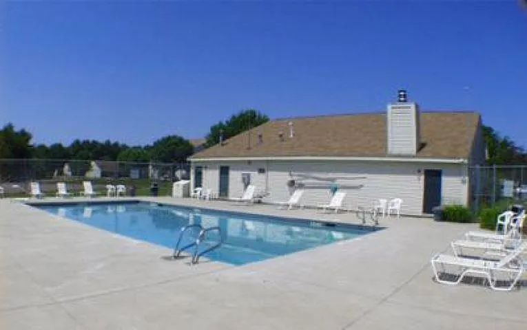 1610 White Cedar Blvd — Photo 17