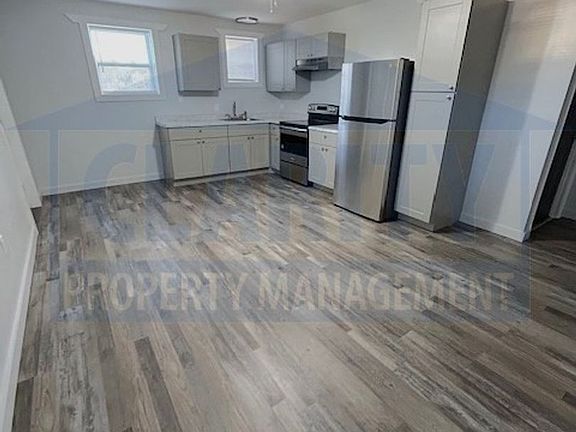 4th image of 580 Dooley St NE APT 6