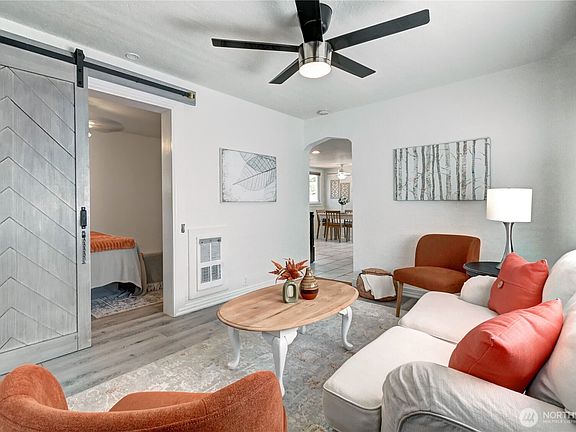 4th image of 2327 Harrison Avenue