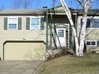4876 Woodhurst Dr photo 1