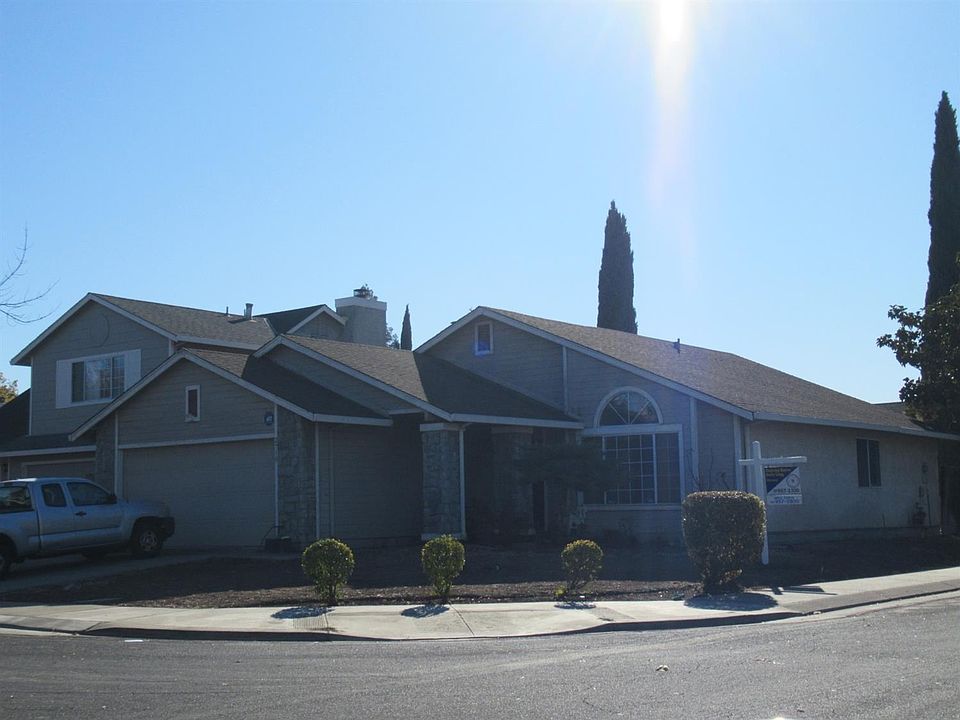 1st image of 2710 Blackwood Ct