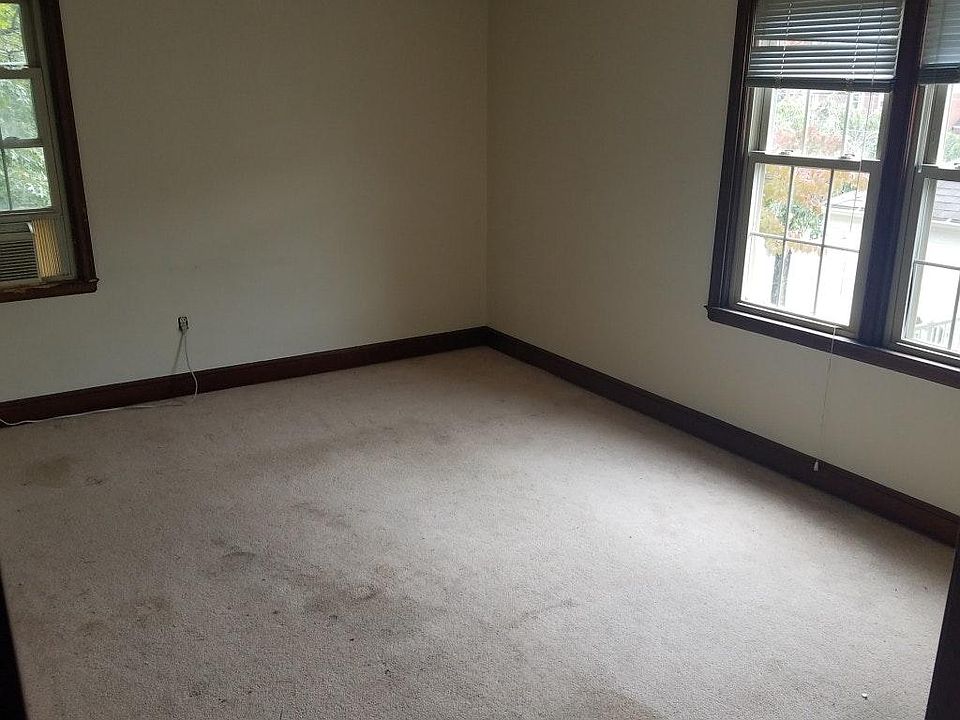 2nd image of 1480 2nd St #2
