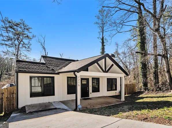 2215 Lang Dr SW, Atlanta, GA 30315