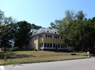 325 S B St, Arkansas City, KS 67005