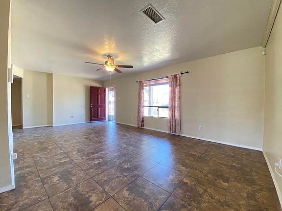 3rd image of 4721 W Mitchell Dr