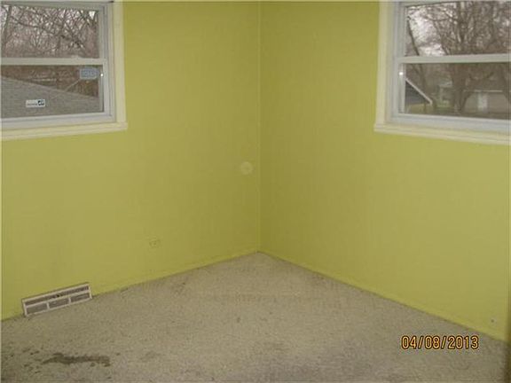 4th image of 16316 Plymouth Dr