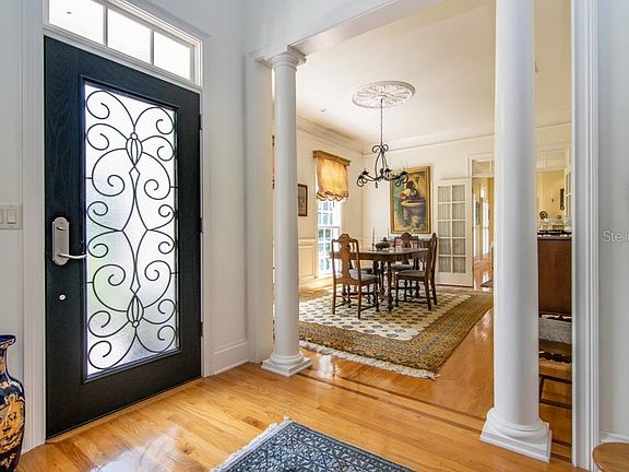 3rd image of 947 Harbour Bay Dr