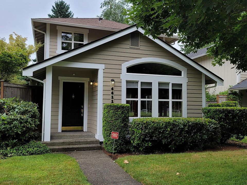 1st image of 4411 Chardonnay Dr SE
