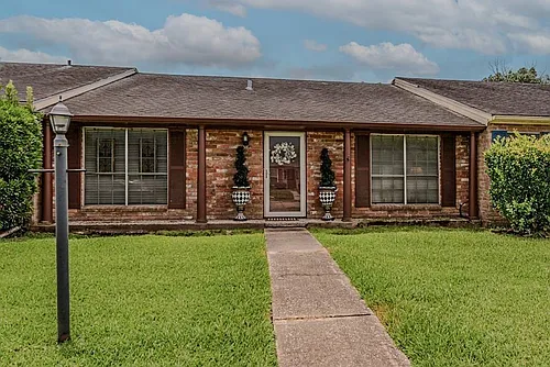 5975 Meadow Way Photo 1