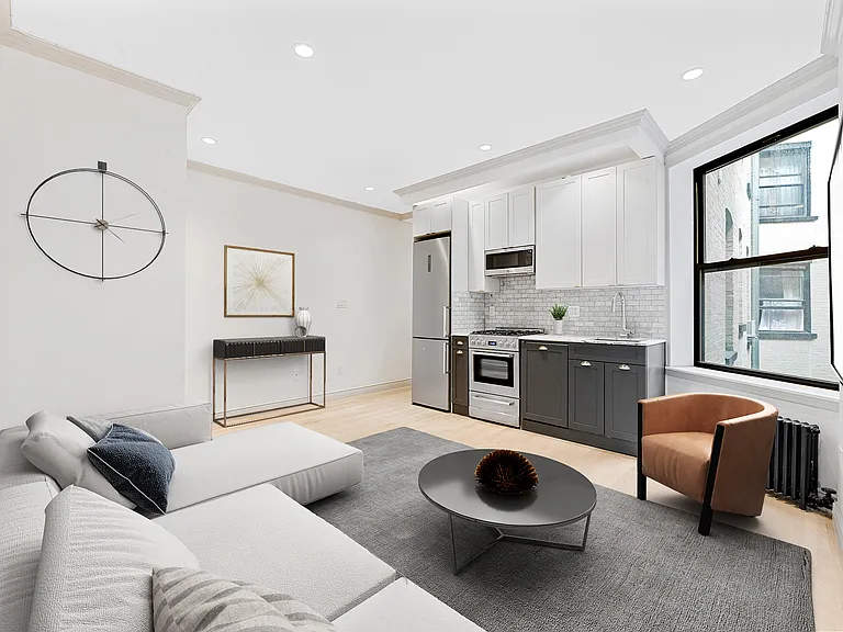 199 W 10th St #3C — Photo 3
