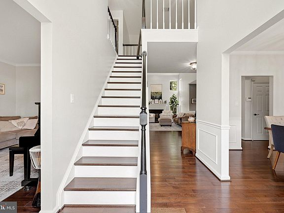 5th image of 44218 Palladian Ct