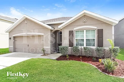 1125 Newton Cir Photo 1