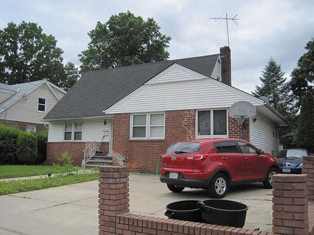 2nd image of 196 Pamlico Ave
