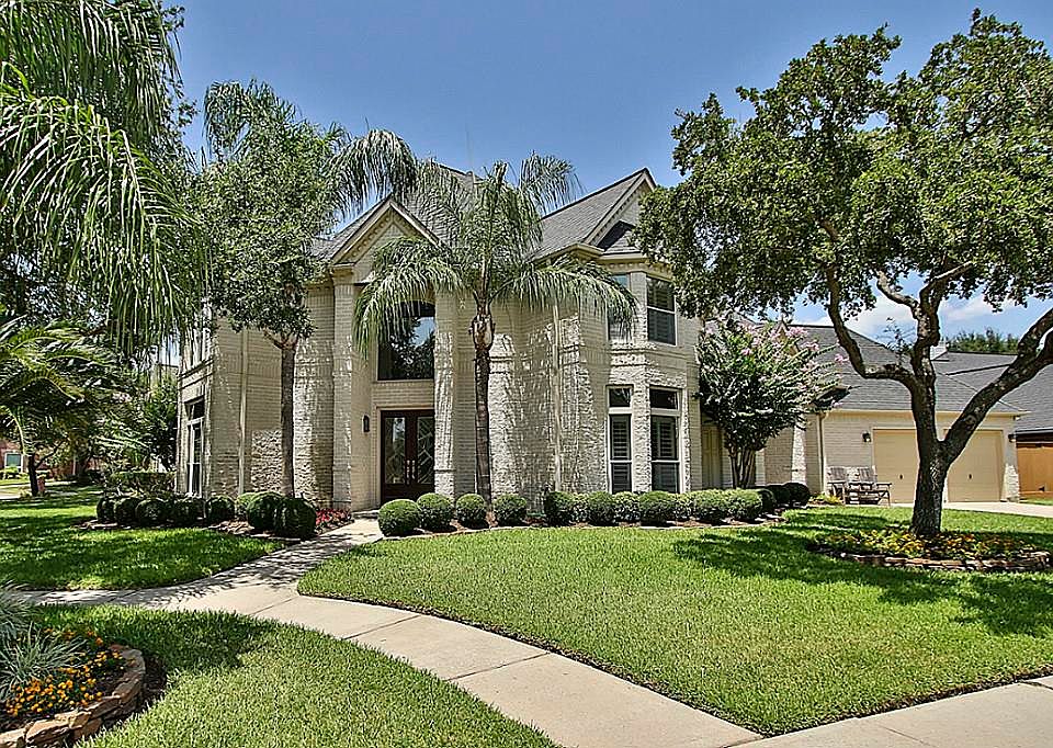 1st image of 8601 Meadowview Ct