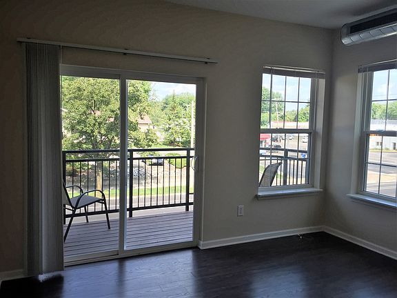 4th image of 1280 N College Ave #115