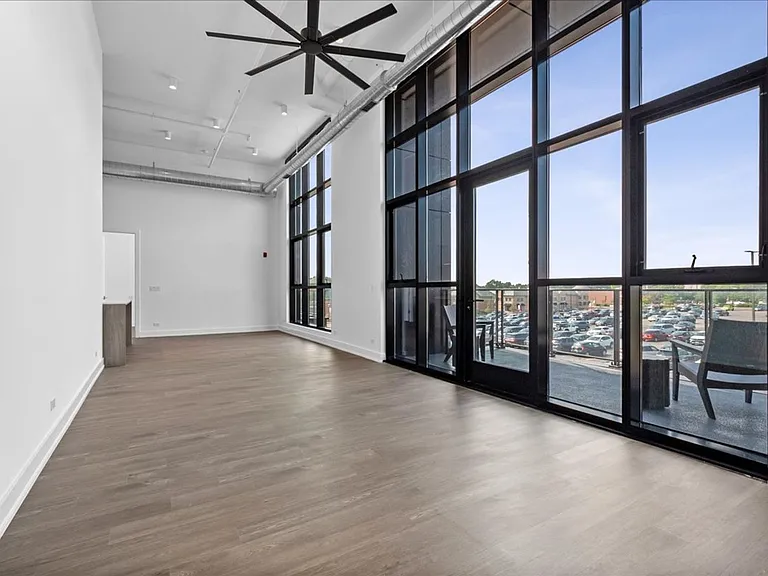 728 Lofts — Photo 39