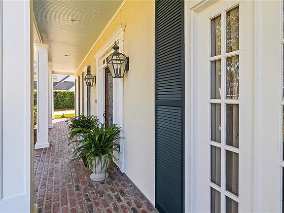 3rd image of 236 Evangeline Dr