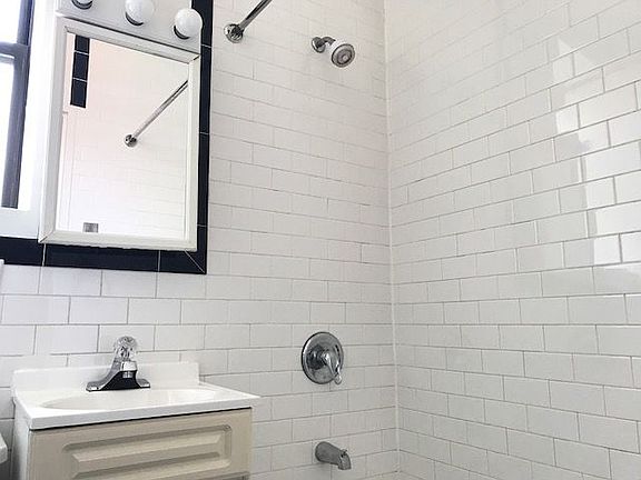 5th image of 238 E 88th St APT 5N