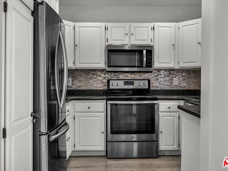 8025 Redlands St #15 — Photo 9