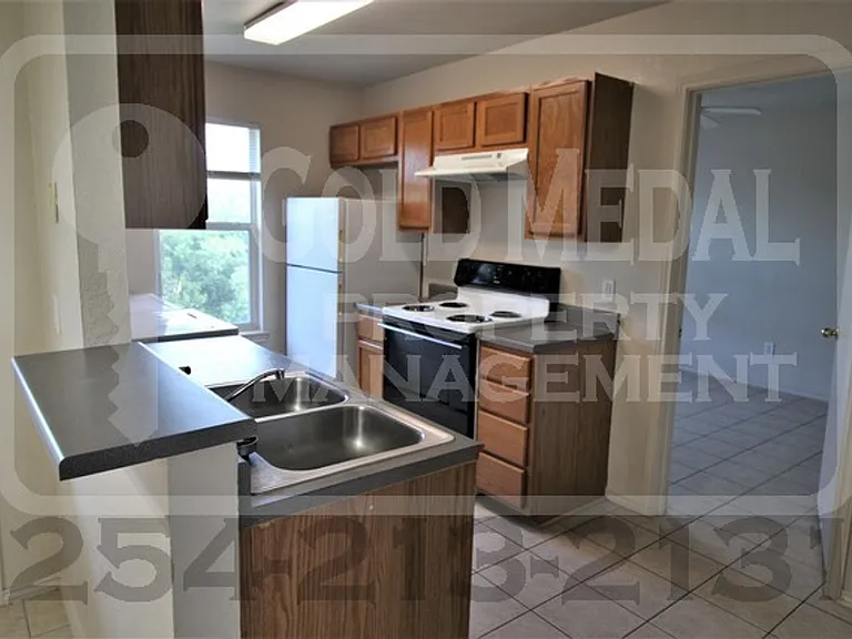 1619 Inca Dr — Photo 7