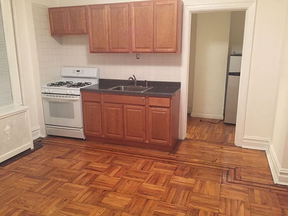 1st image of 4818 41st St #1