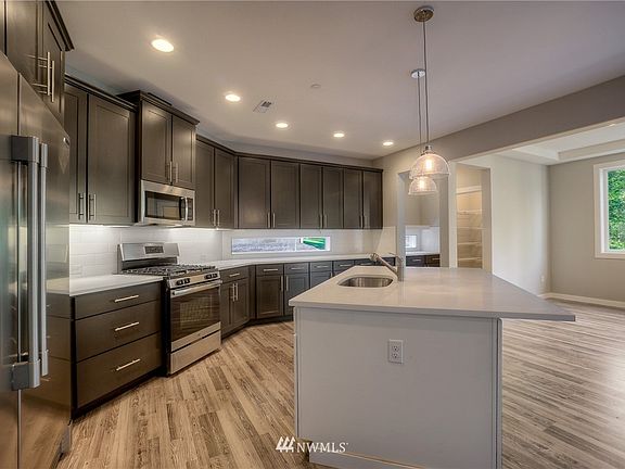 4th image of 20522 80th (Lot 41) Avenue E