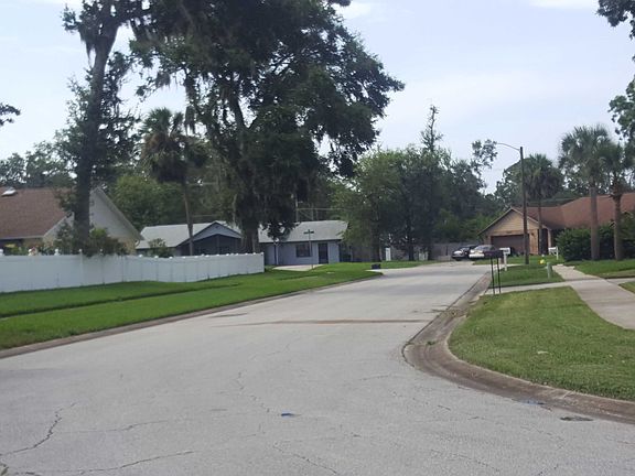 4th image of 5934 Brandon Ln
