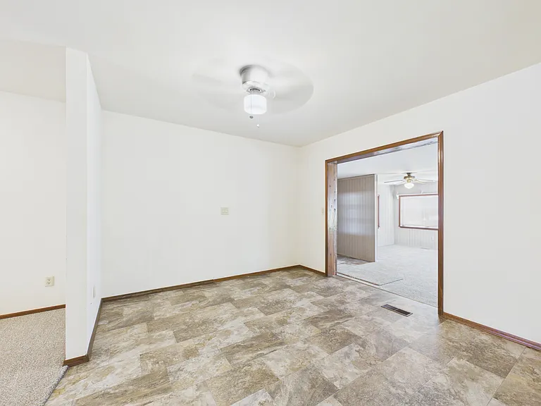 706 Elizabeth Dr — Photo 13