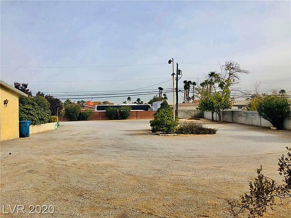 3rd image of 6163 Tara Ave