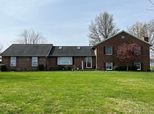 3823 Schroeder Rd, Evansville, IN 47725