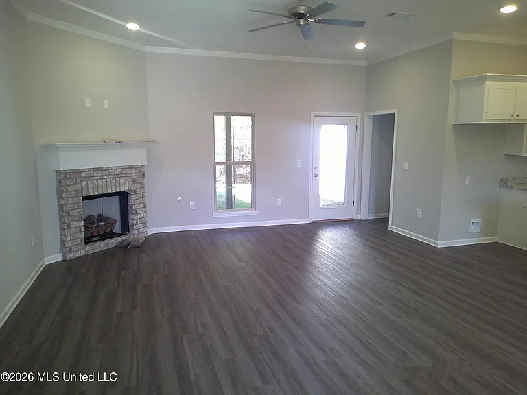 520 Stone Brook Pl — Photo 9