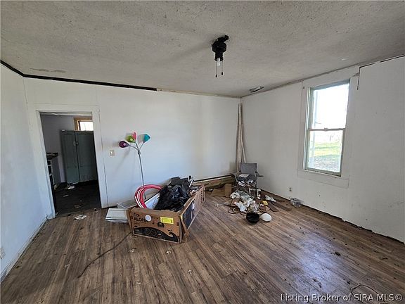 2nd image of 175 S Maple Street