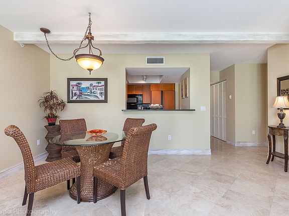 4th image of 99 SE Mizner Blvd APT 323