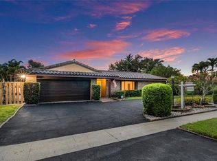 820 SW 16th St, Boca Raton, FL 33486