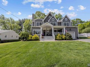 19 Broad St, Emerson, NJ 07630