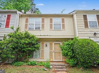 5670 Wells Cir, Stone Mountain, GA 30087