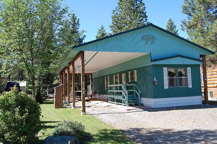 1st image of 375 Kokanee Dr W