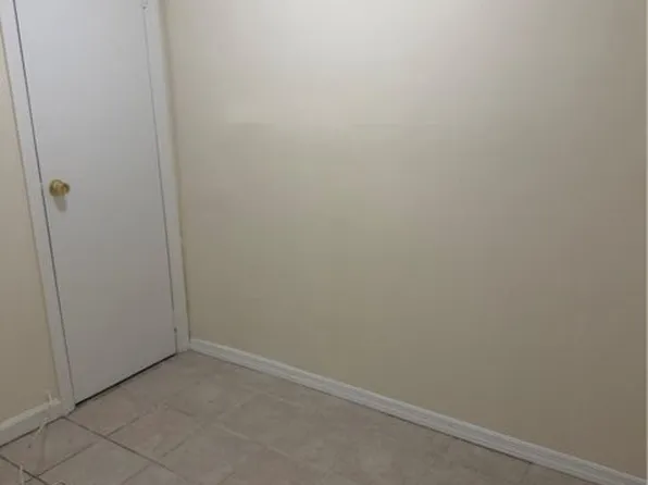 11 Lawrence St #1B, Yonkers, NY 10705