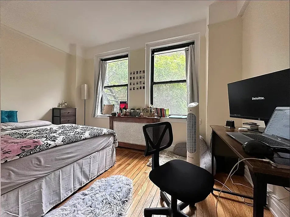 455 West 34th Street — Photo 2