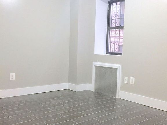 4th image of 79 Saint Nicholas Pl APT C