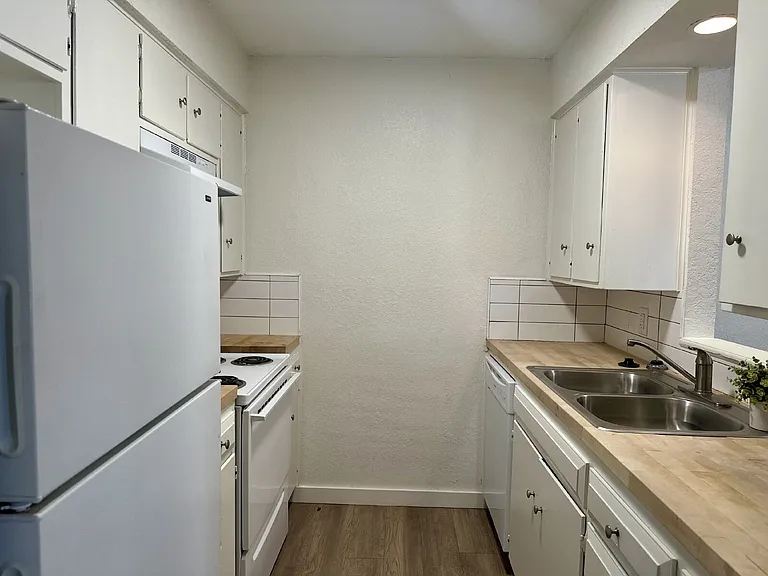 2101 16th St #2D — Photo 8