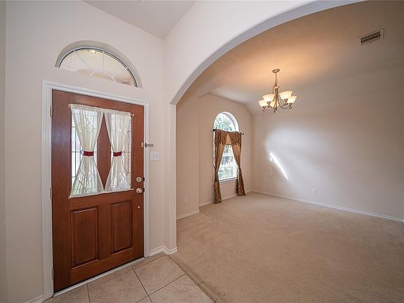 3rd image of 6706 Pheasant Oak Dr
