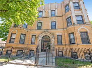 4801 S Calumet Ave #3-B, Chicago, IL 60615