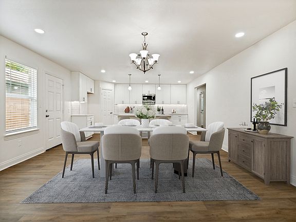 3rd image of 3327 Garden Ln