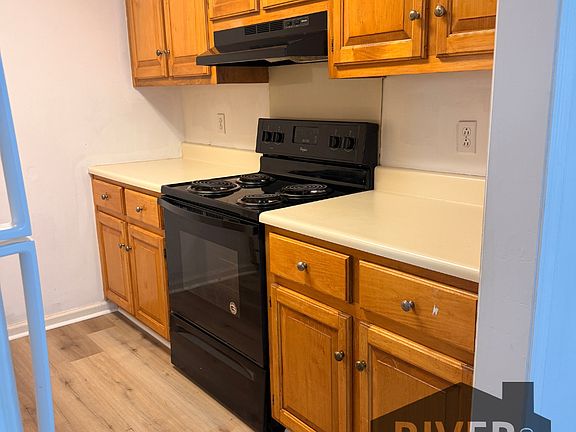 5th image of 411 E Roosevelt Ave APT D