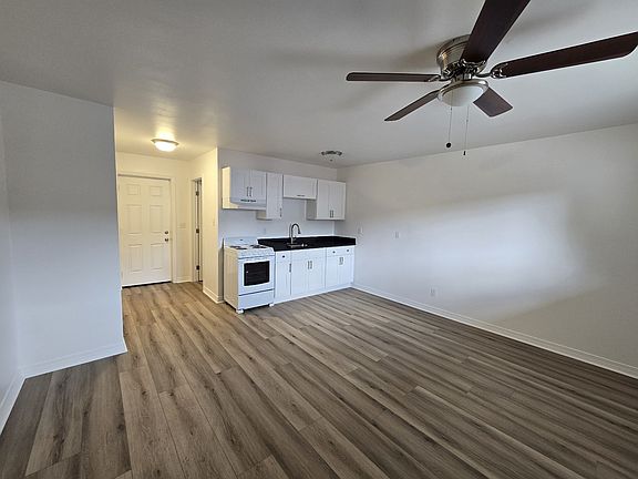 3rd image of 301 S High St #D