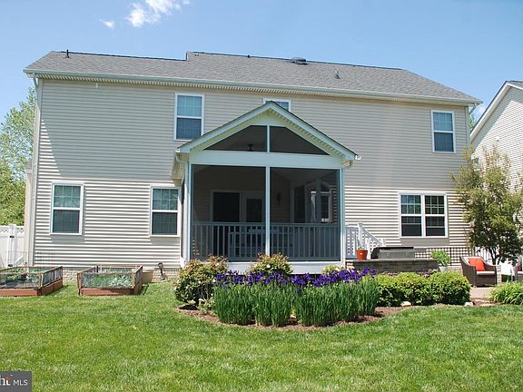 2nd image of 41413 Whimsical Ct