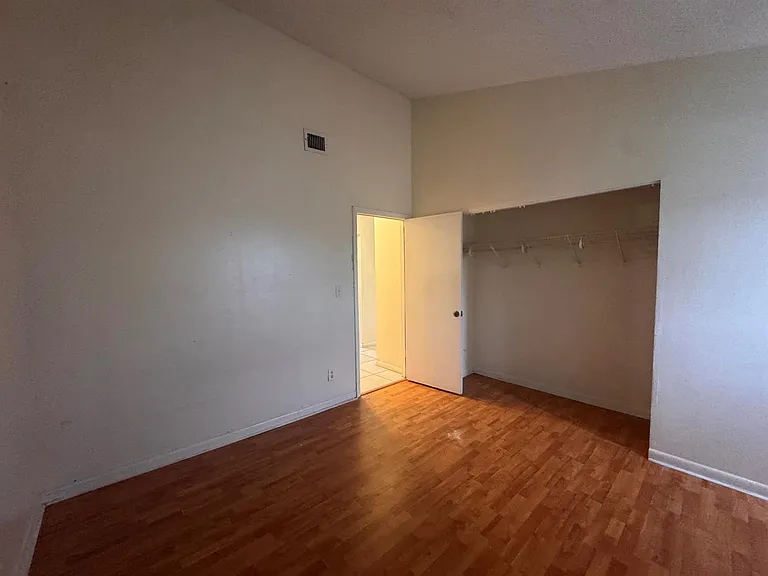 3409 NW 44th St #205 — Photo 10